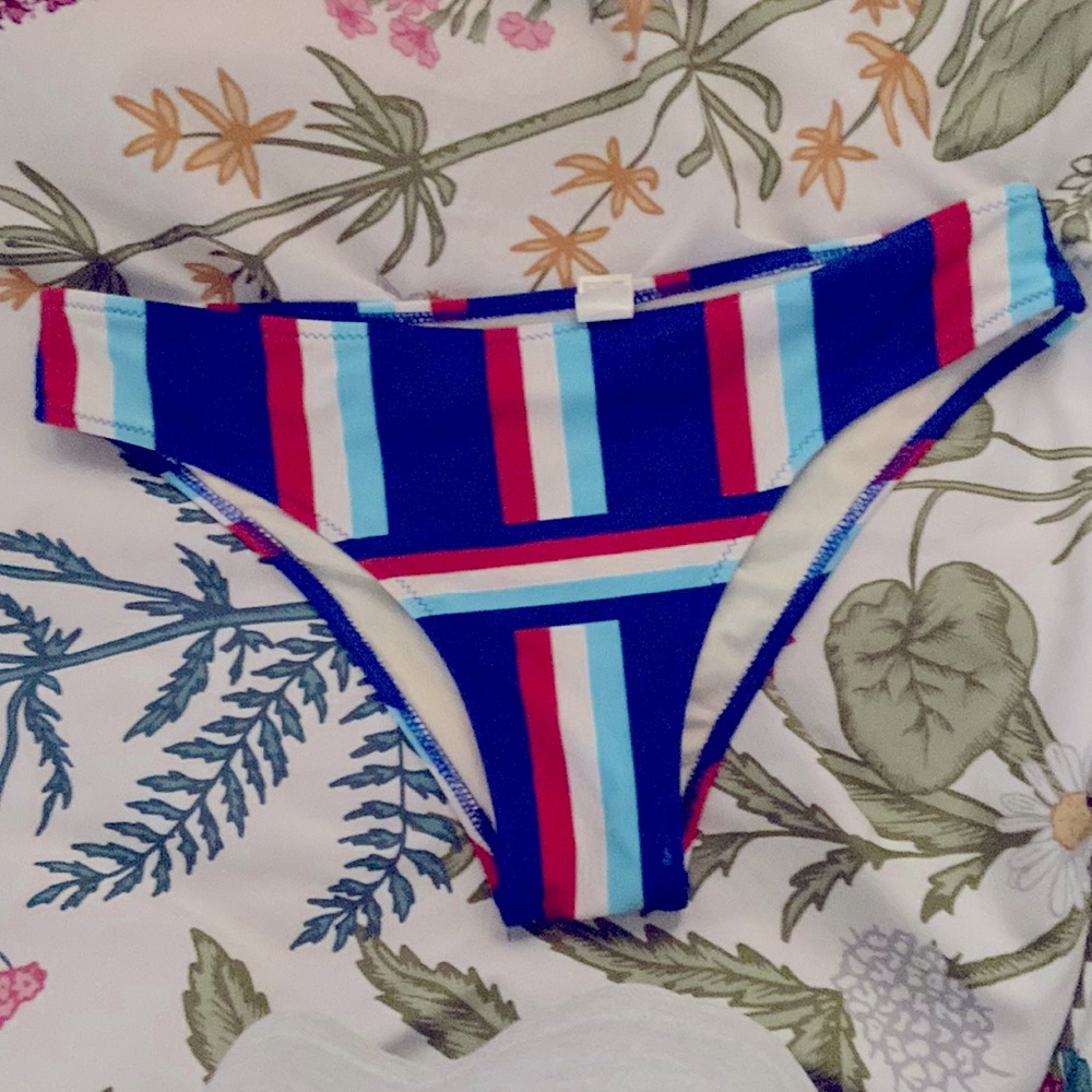 Bikini bottom